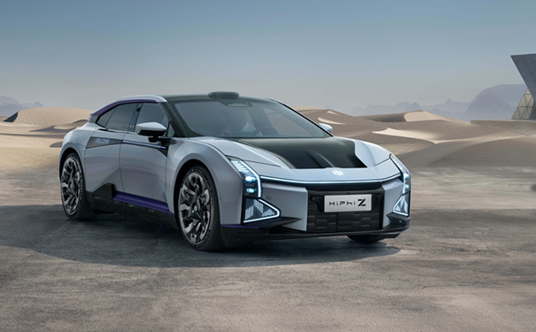 高合HiPhi Z以極具未來(lái)感的“數(shù)字機(jī)甲”為造型.jpg